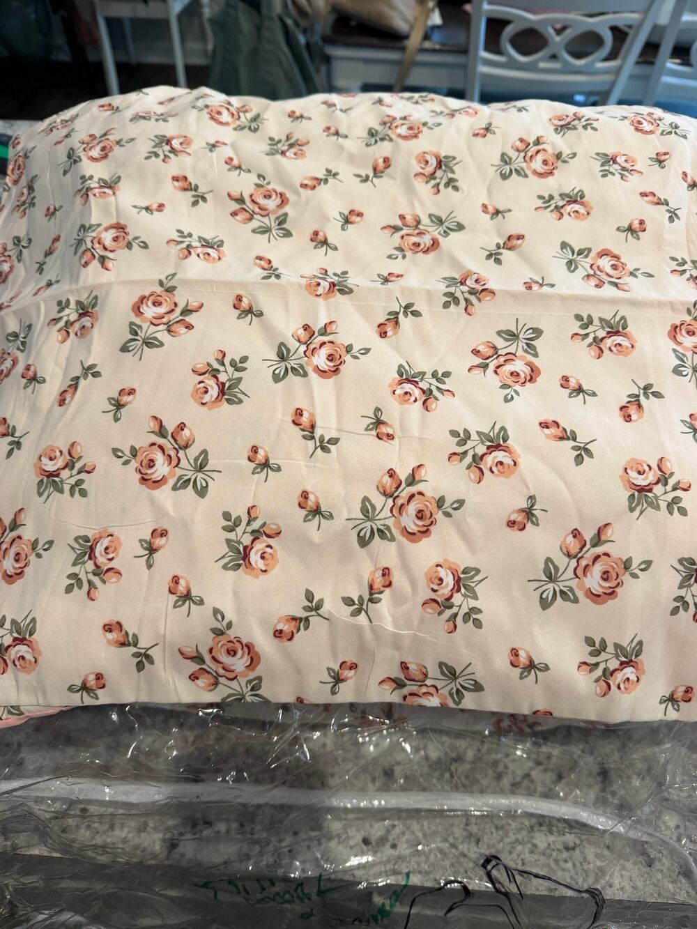 Twin - Rose Comforter and Sham